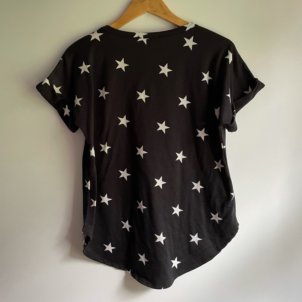 • STAR PRINT TOP • - Picture 3 of 3